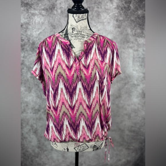 croft & barrow Tops - Croft & Barrow Pink and Purple Button Neckline Side Tie Top Size M